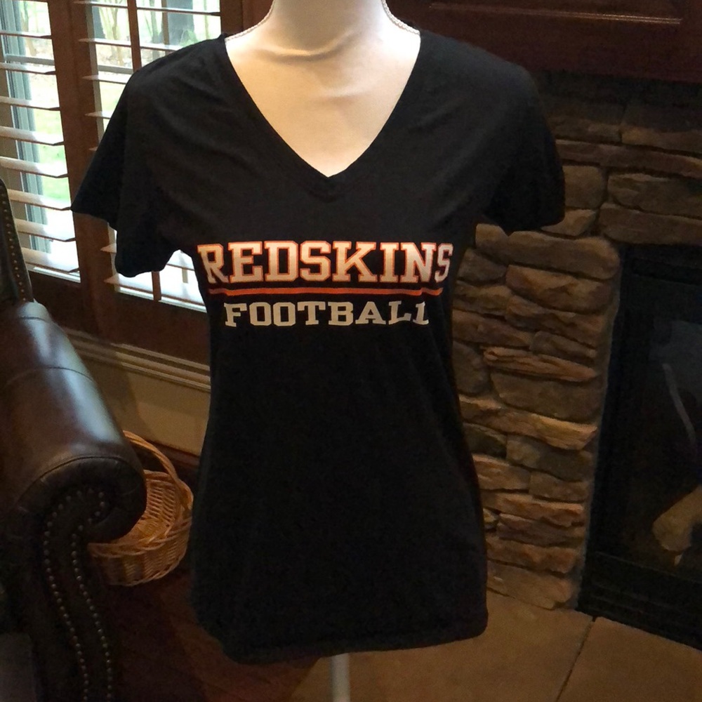 Port Authority Redskins t-shirt size medium